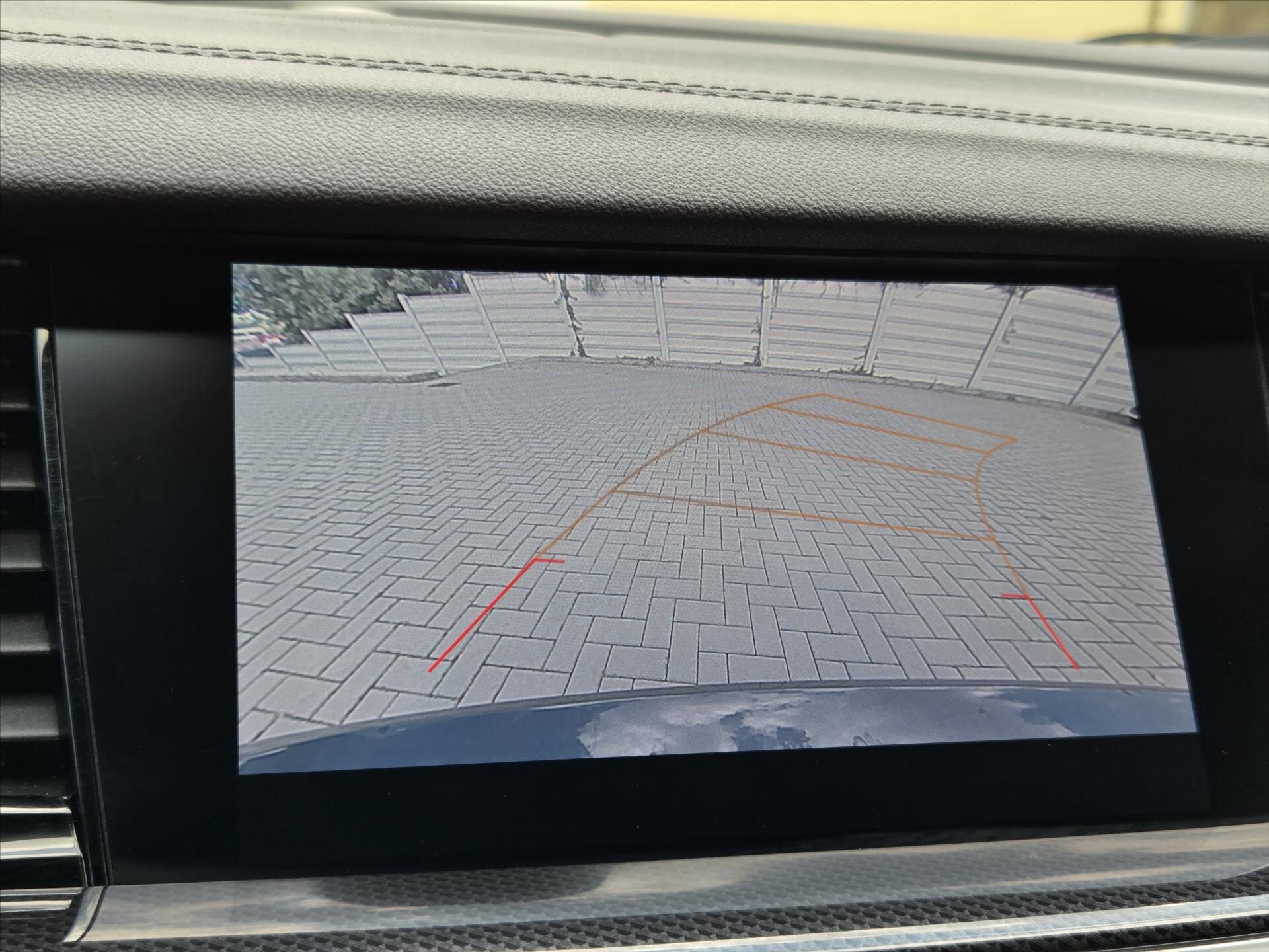 Opel Insignia Kombi 2,0 l 128 kw