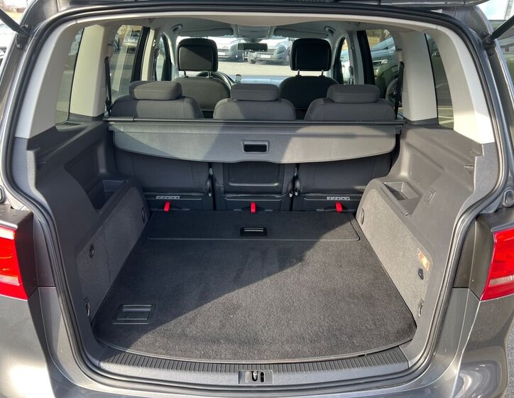 Volkswagen Touran MPV 1,6 l 77 kw