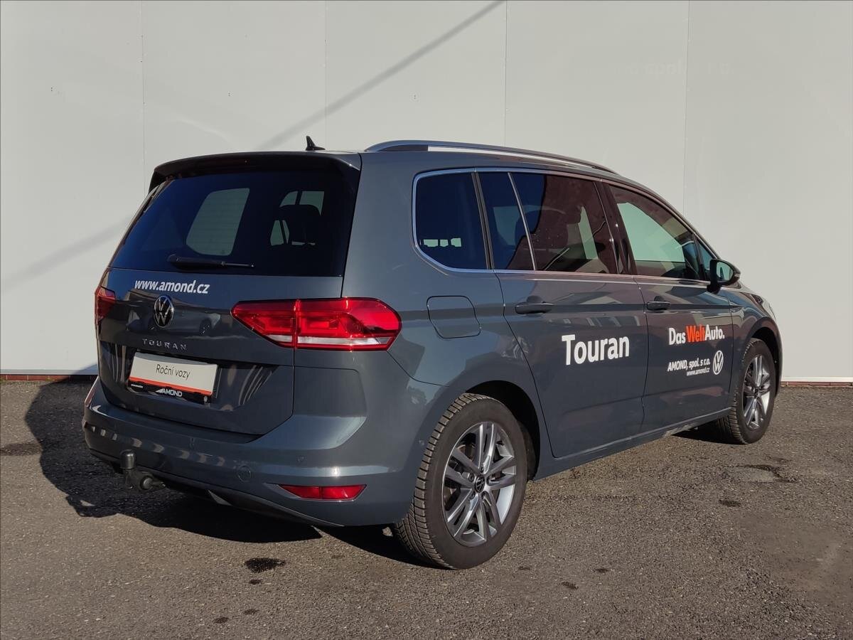 Volkswagen Touran MPV 1,5 l 110 kw