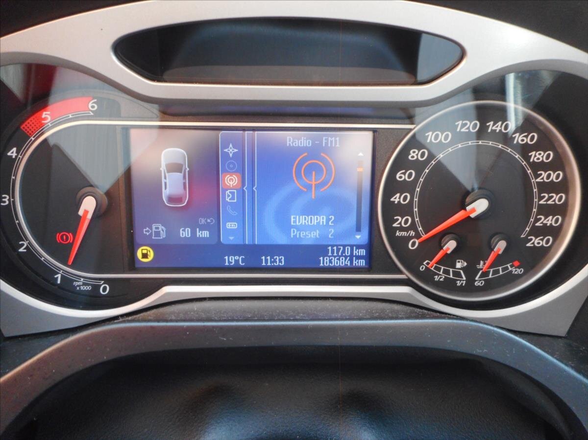 Ford S-MAX Kombi 2,2 l 129 kw