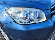 Toyota RAV4 SUV / Terénní 2,2 l 100 kw