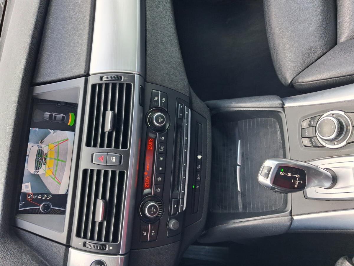 BMW X6 Kombi 3,0 l 180 kw