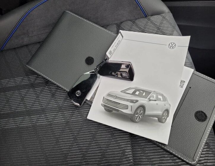 Volkswagen Tiguan SUV / Terénní 2,0 l 195 kw