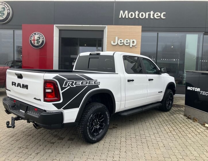 Dodge RAM Pick-up 3,0 l 313 kw