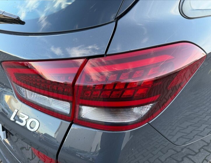 Hyundai i30 Kombi 998,0 73 kw