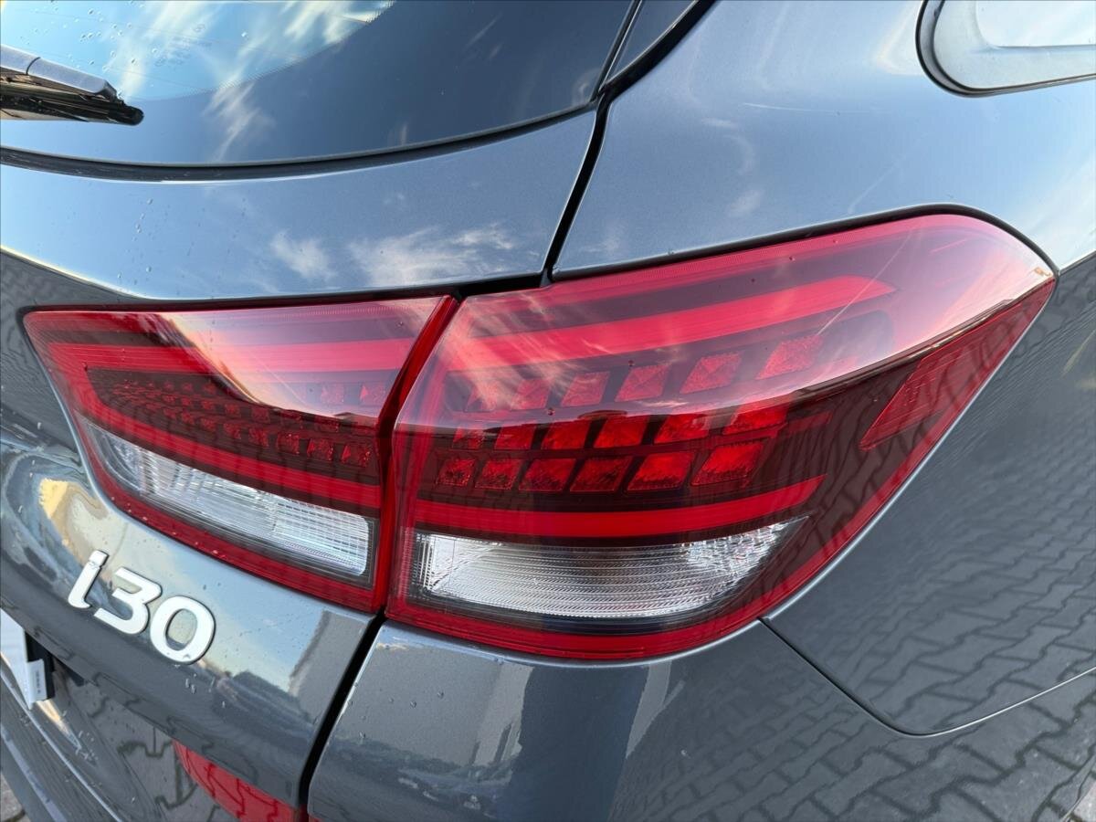 Hyundai i30 Kombi 998,0 73 kw