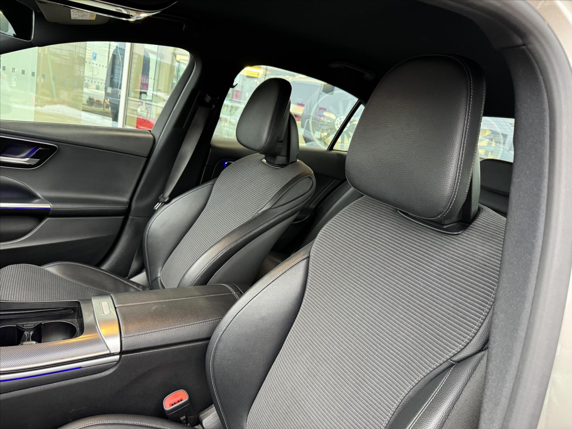 Mercedes-Benz Třídy C Sedan / Limuzína 2,0 l 147 kw