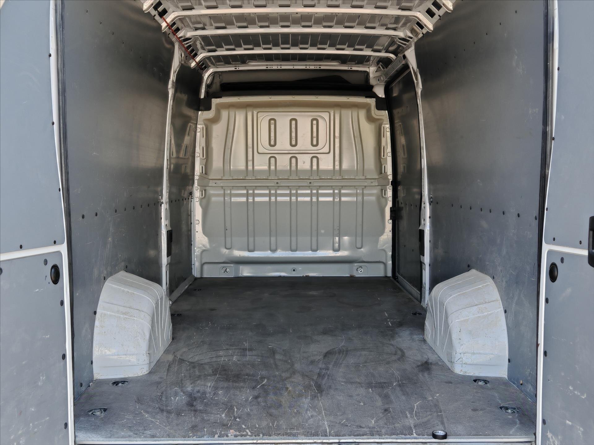 Peugeot Boxer Skříň 2,2 l 121 kw