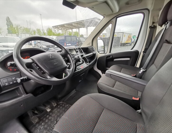 Peugeot Boxer 6