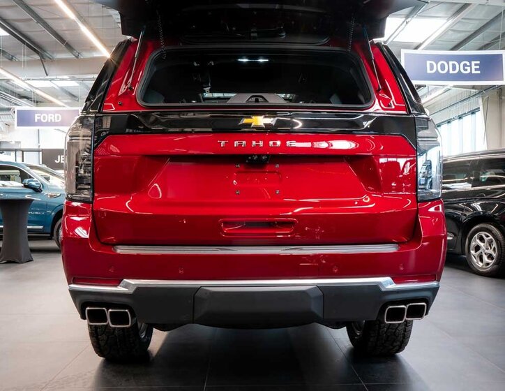 Chevrolet Tahoe SUV 6,2 l 313 kw