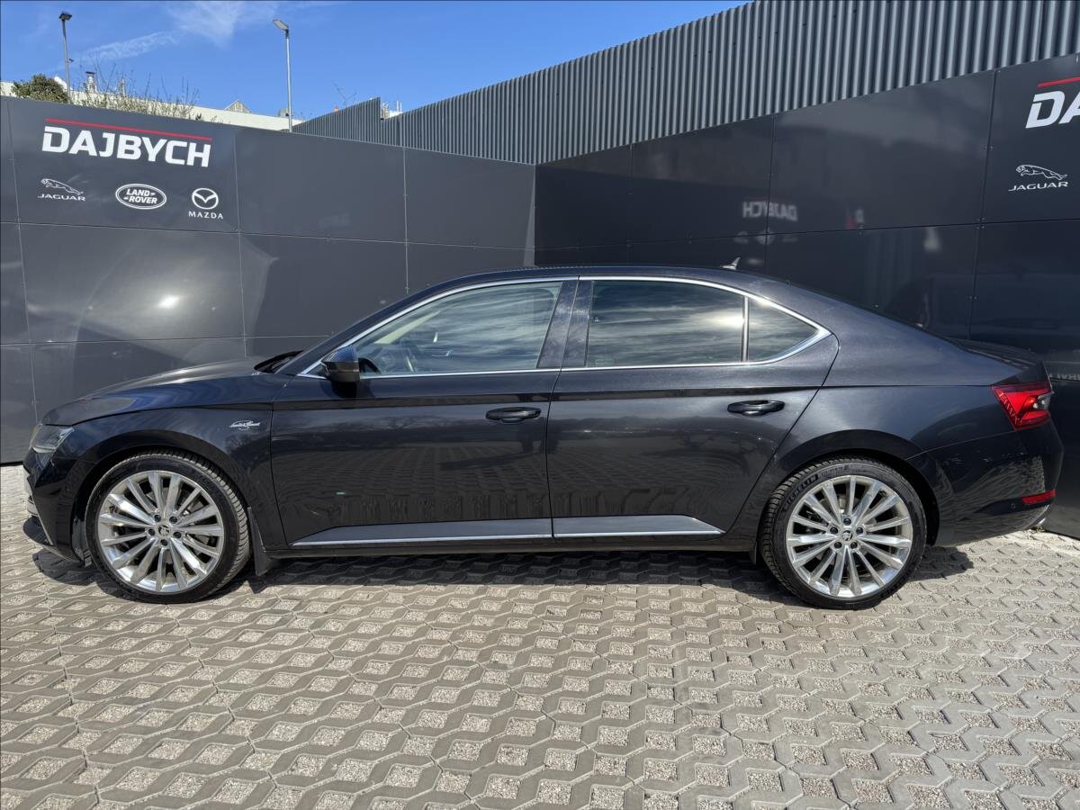 Škoda Superb Liftback 2,0 l 200 kw