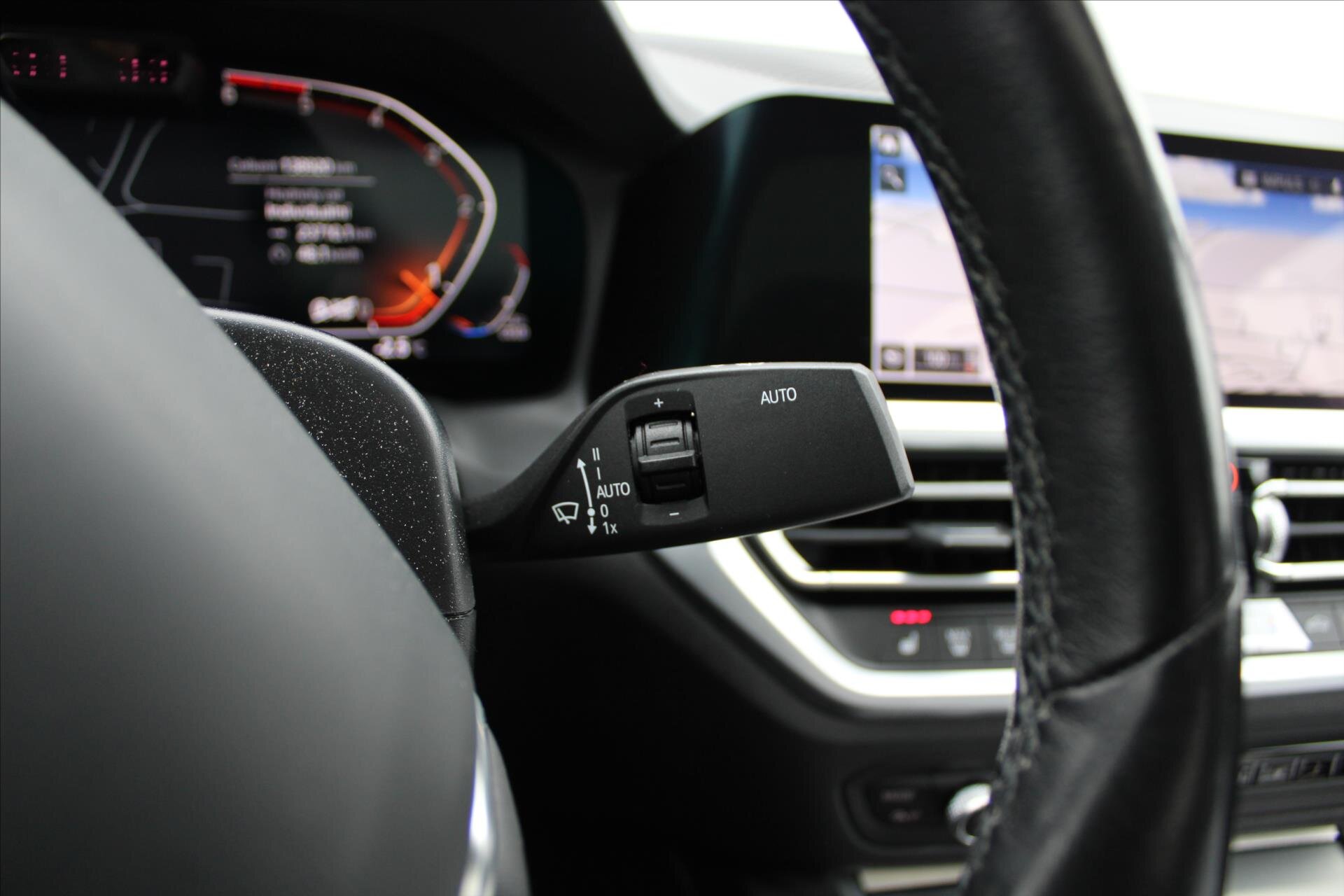 BMW Řada 3 Sedan / Limuzína 2,0 l 140 kw