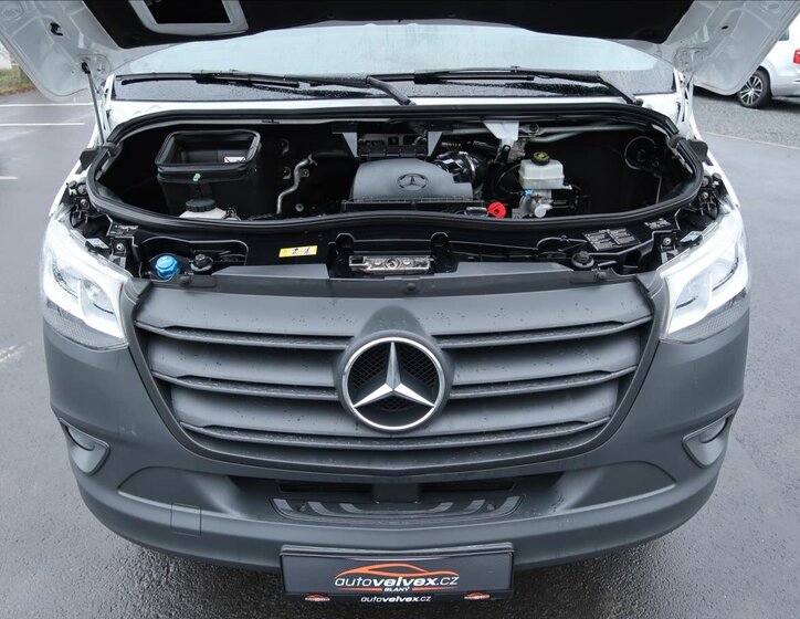 Mercedes-Benz Sprinter 20