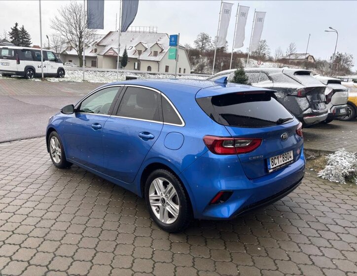 KIA Ceed 4