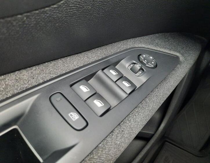 Peugeot 5008 29