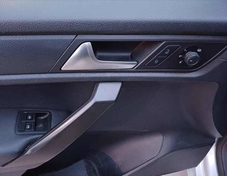 Volkswagen Caddy Kombi 1,4 l 81 kw