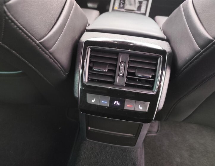 Škoda Superb Kombi 2,0 l 140 kw