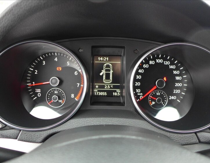 Volkswagen Golf Kombi 1,2 l 77 kw