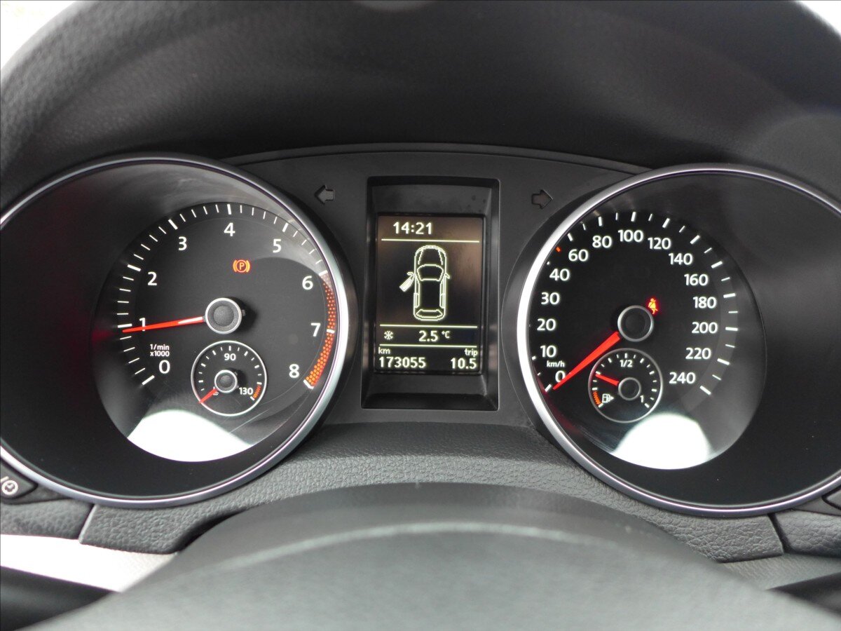 Volkswagen Golf Kombi 1,2 l 77 kw