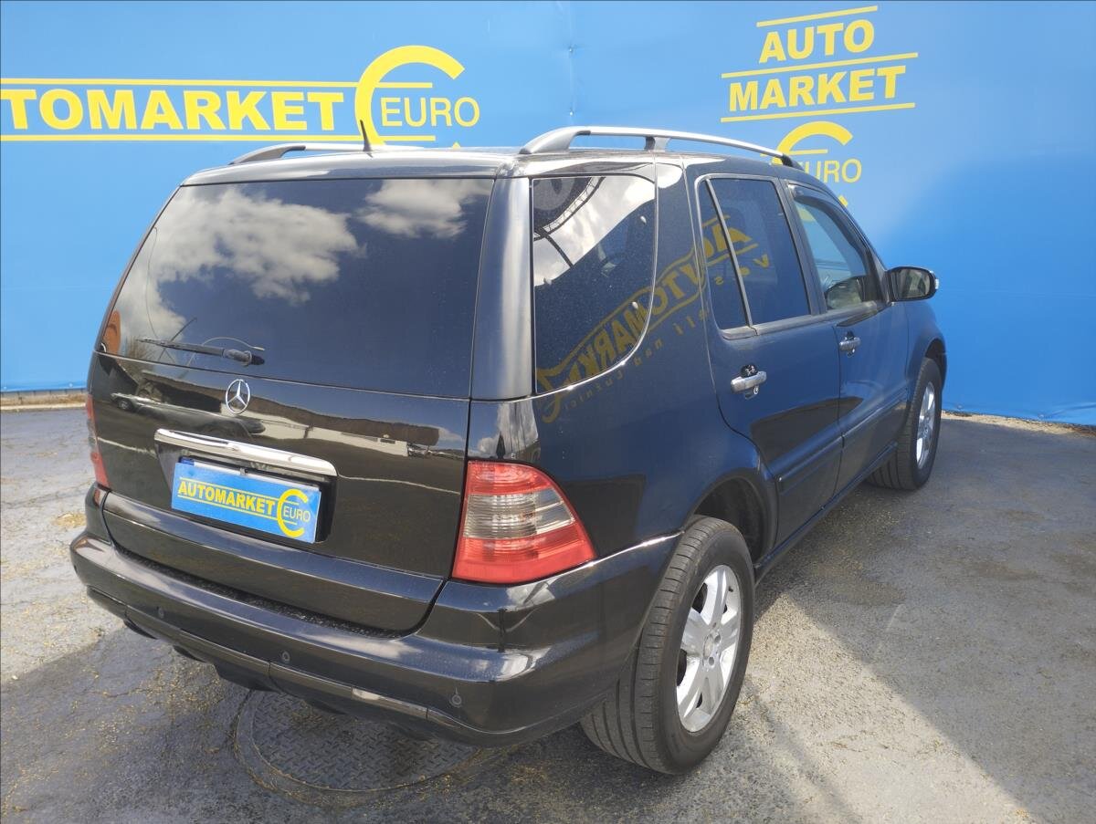 Mercedes-Benz Třídy M SUV / Terénní 2,7 l 120 kw