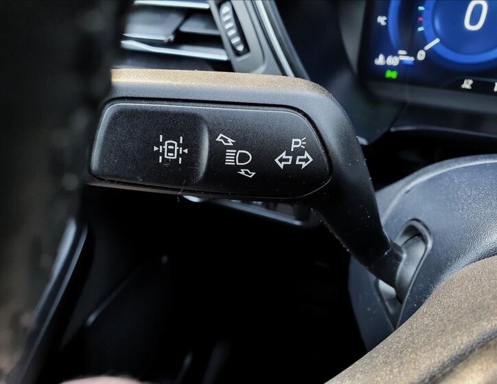 Ford Kuga SUV / Terénní 1,5 l 88 kw