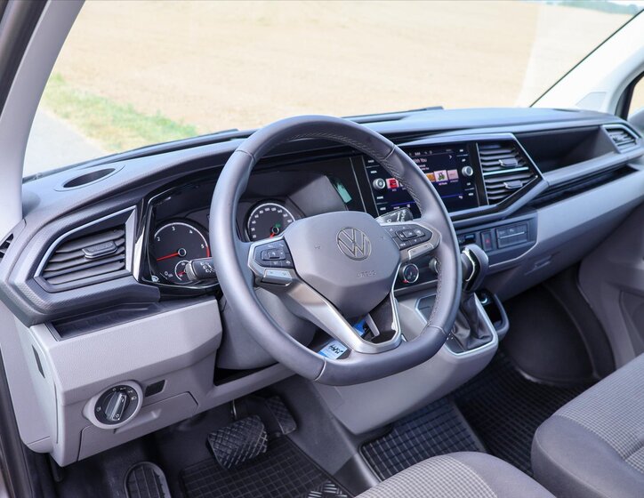 Volkswagen Transporter 28