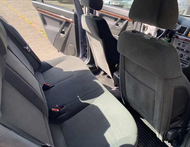 Opel Vectra Sedan 2,2 l 92 kw