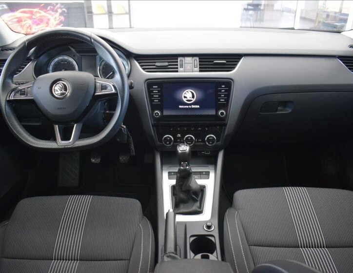 Škoda Octavia 16