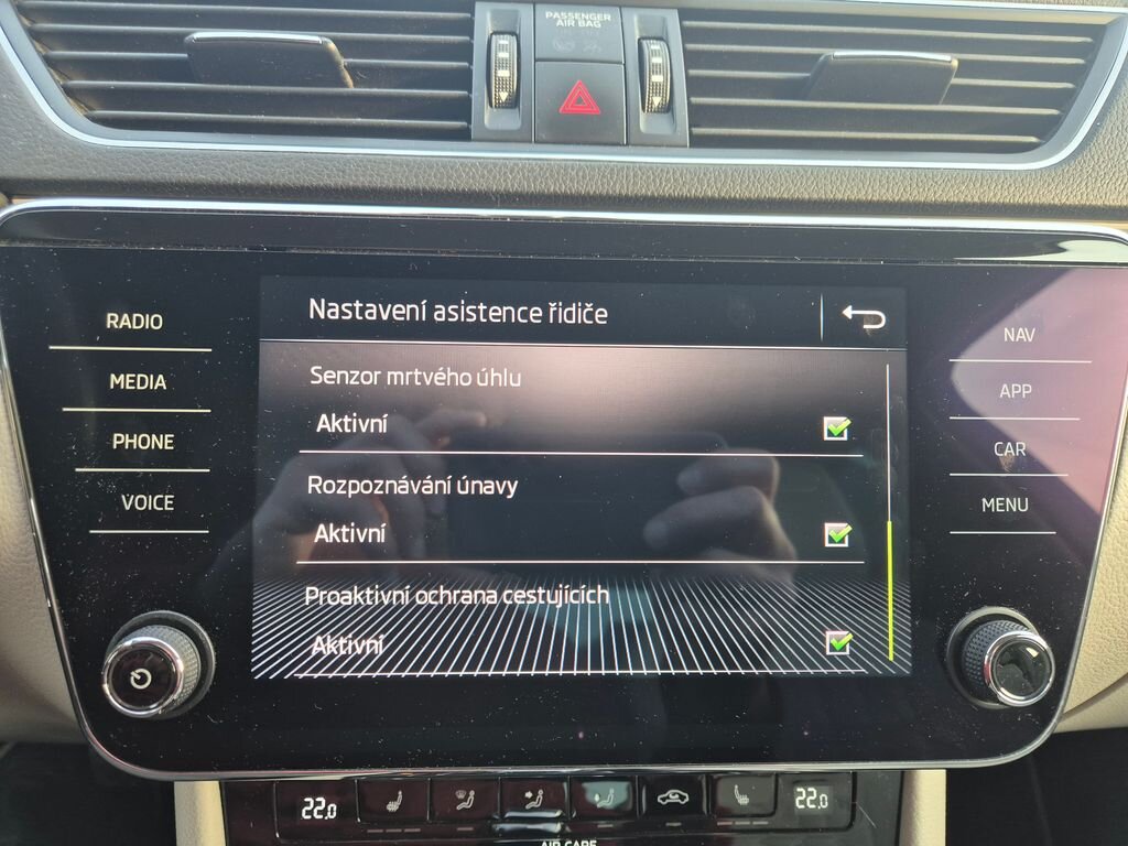 Škoda Superb Sedan / Limuzína 2,0 l 110 kw