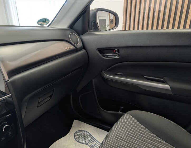 Suzuki Vitara Hatchback 1,4 l 95 kw