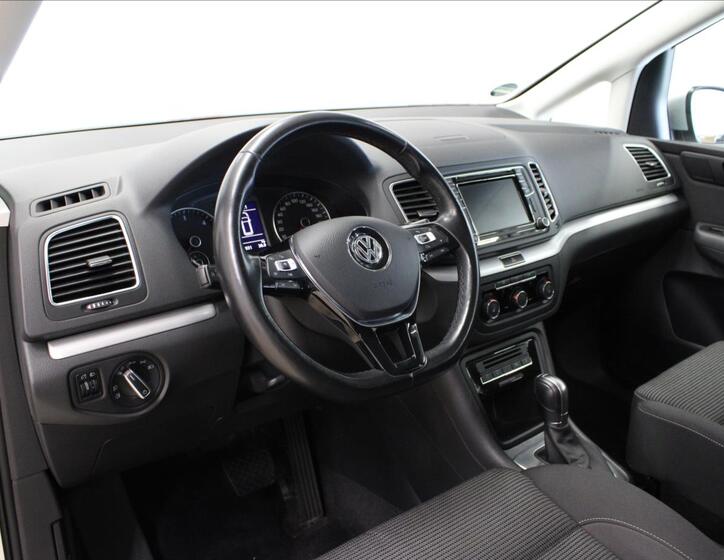 Volkswagen Sharan 10