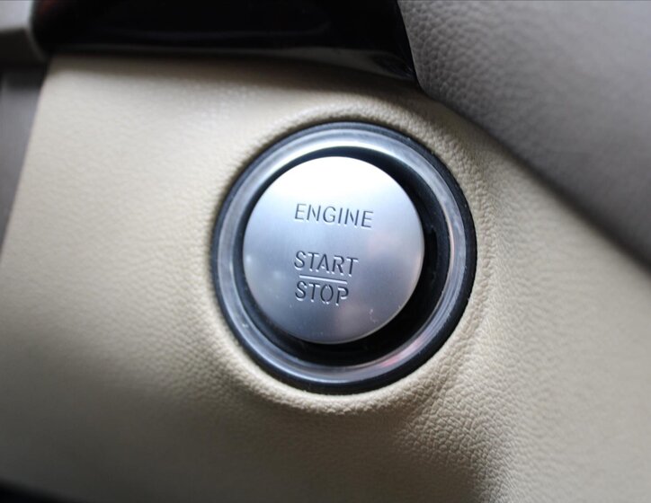 Mercedes-Benz Třídy M SUV / Terénní 3,0 l 165 kw