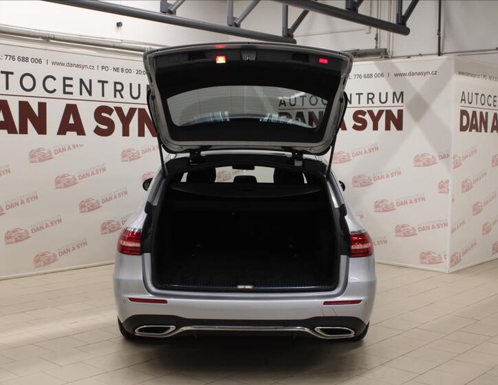 Mercedes-Benz Třídy E 7