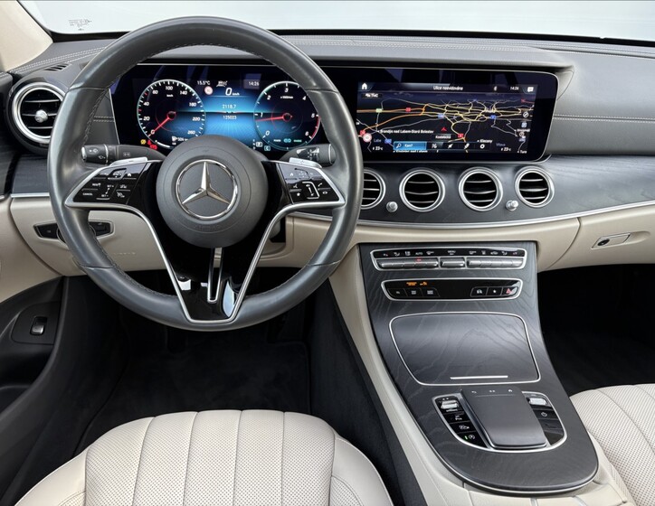 Mercedes-Benz Třídy E 9