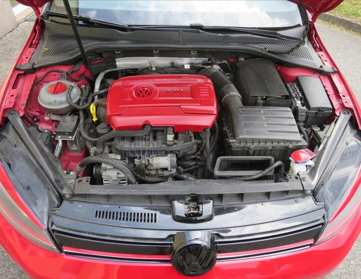 Volkswagen Golf Hatchback 2,0 l 162 kw