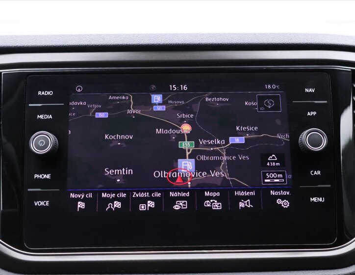 Volkswagen T-Roc SUV / Terénní 1,5 l 110 kw