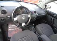 Volkswagen New Beetle 13