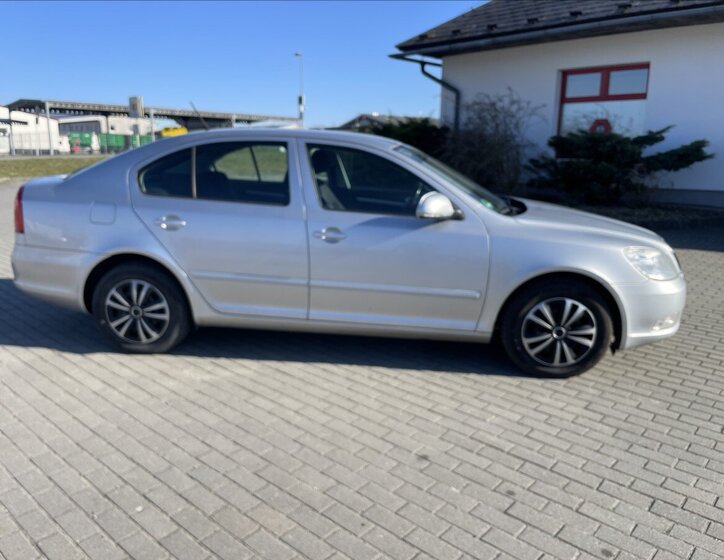 Škoda Octavia Sedan / Limuzína 1,9 l 77 kw