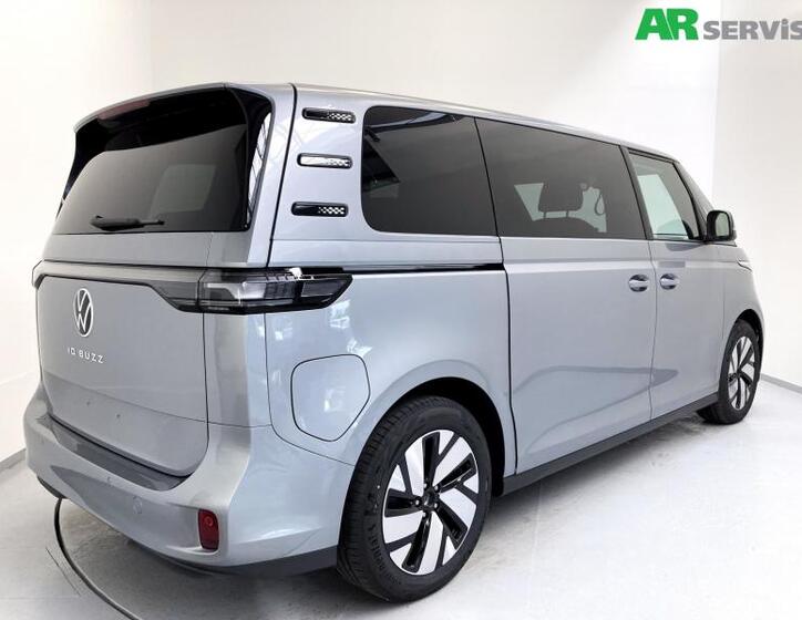 Volkswagen ID.Buzz 5