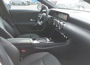 Mercedes-Benz CLA Kombi 1,3 l 120 kw