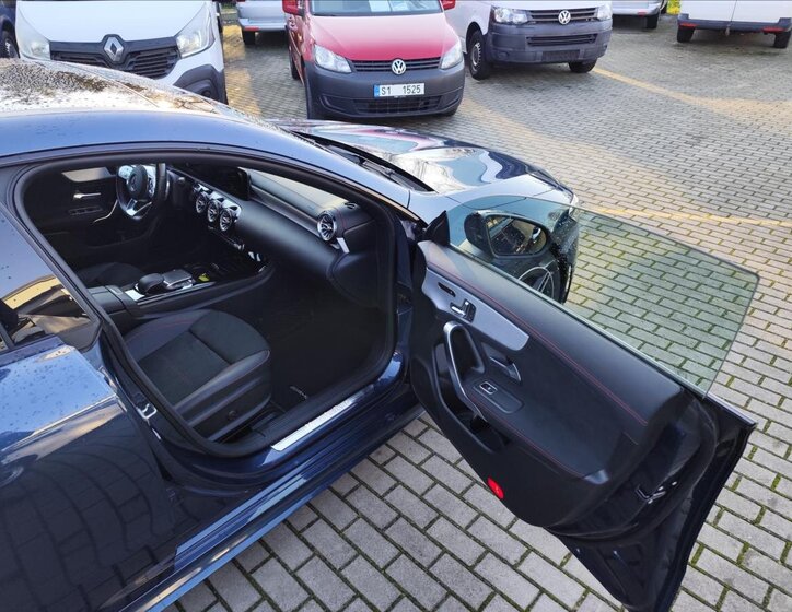 Mercedes-Benz CLA Kombi 2,0 l 110 kw