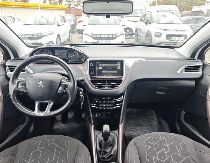Peugeot 2008 SUV / Terénní 1,2 l 60 kw