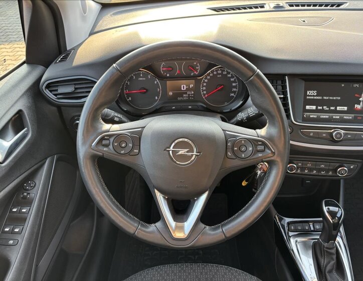 Opel Crossland SUV / Terénní 1,2 l 96 kw