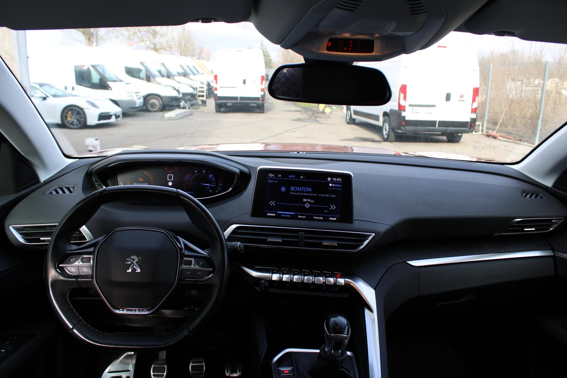 Peugeot 3008 SUV / Terénní 1,5 l 96 kw