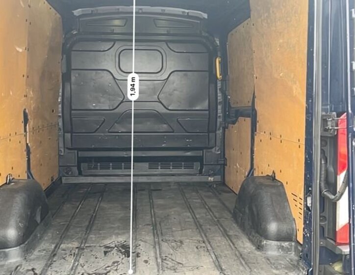 Ford Transit Skříň 2,0 l 125 kw