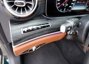 Mercedes-Benz Třídy E 30