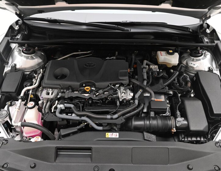 Toyota Camry Sedan / Limuzína 2,5 l 160 kw