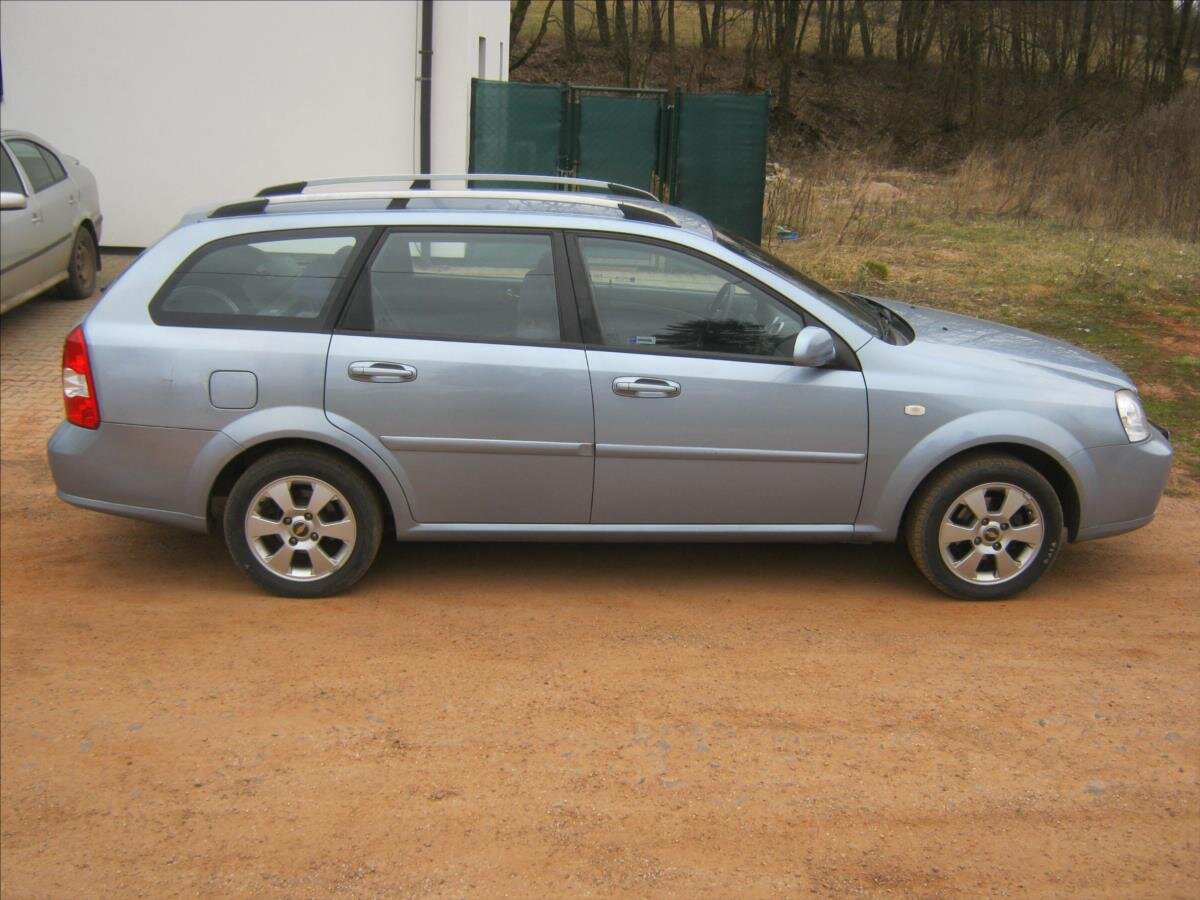 Chevrolet Lacetti Kombi 1,6 l 80 kw