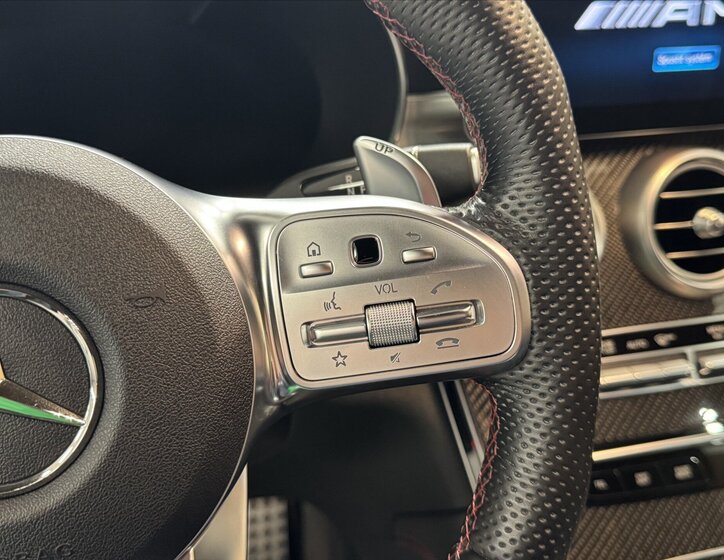 Mercedes-Benz GLC 13