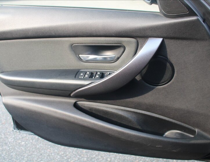 BMW Řada 3 Kombi 2,0 l 140 kw